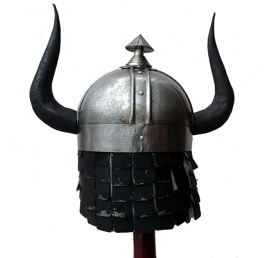 Barbarians Horned Helmet - view 3