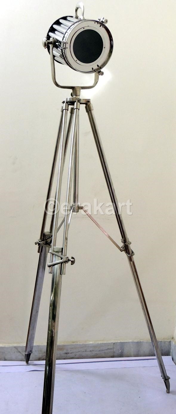 Spotlight Floor Lamp on metal tripod  - view 7