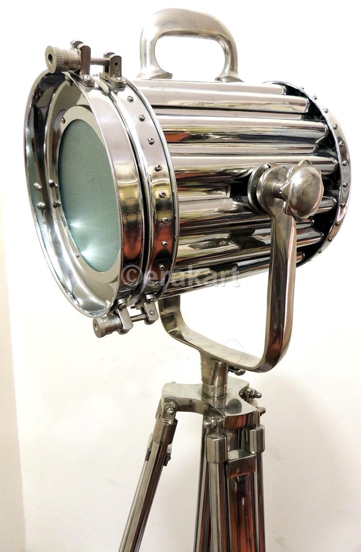 Spotlight Floor Lamp on metal tripod  - view 4